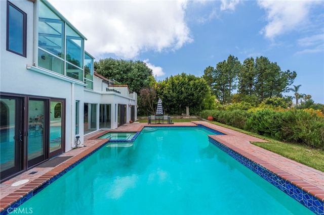 23 Country Meadow Road, Rolling Hills Estates, CA 90274