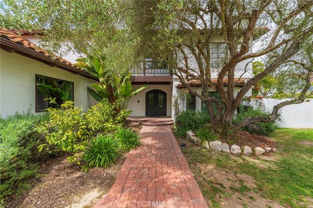 23 Country Meadow Road, Rolling Hills Estates, CA 90274