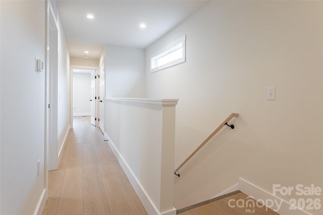 4 Wyndom Lane, Asheville, NC 28805