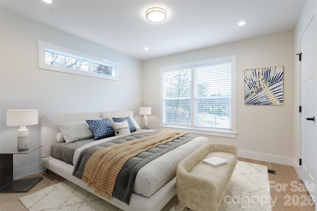 4 Wyndom Lane, Asheville, NC 28805