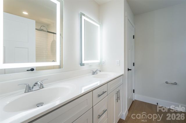 4 Wyndom Lane, Asheville, NC 28805