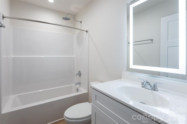 4 Wyndom Lane, Asheville, NC 28805