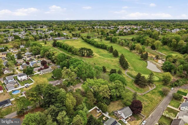 342 EMPIRE AVE, Blackwood, NJ 08012