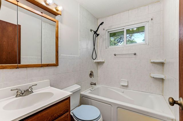 2841 119th Avenue NW, Coon Rapids, MN 55433