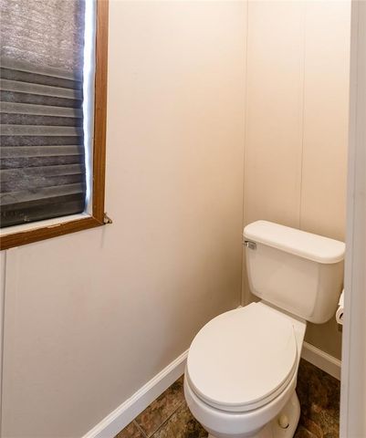 302 N 8th Street, Hammon, OK 73650