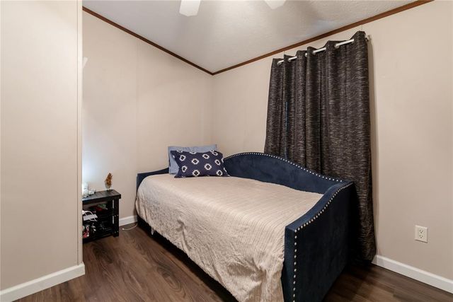 302 N 8th Street, Hammon, OK 73650