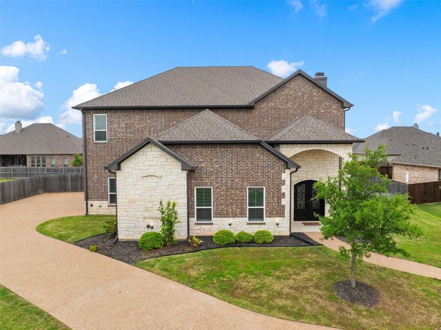518 Stone Canyon Drive, Mcgregor, TX 76657