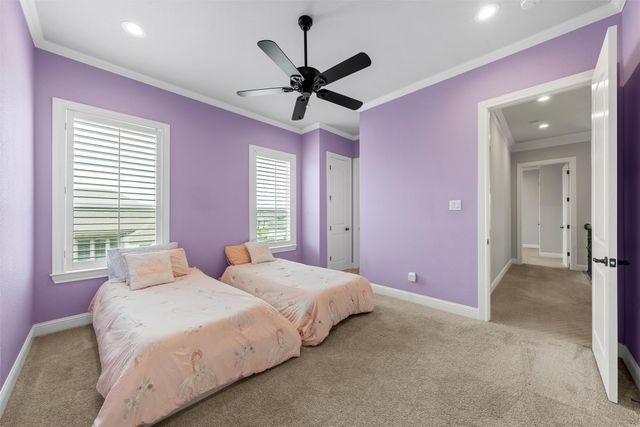 518 Stone Canyon Drive, Mcgregor, TX 76657
