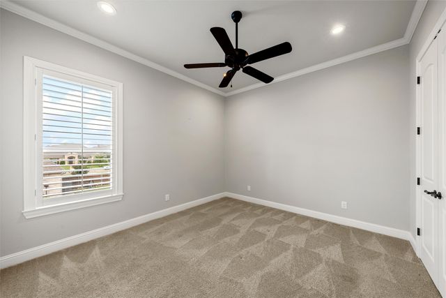 518 Stone Canyon Drive, Mcgregor, TX 76657