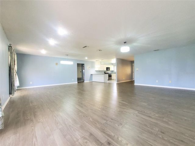5540 MINUTE MAN COURT, Orlando, FL 32821