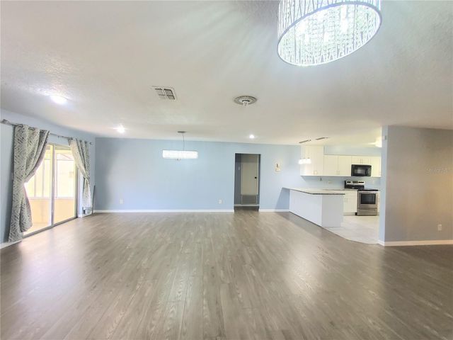 5540 MINUTE MAN COURT, Orlando, FL 32821