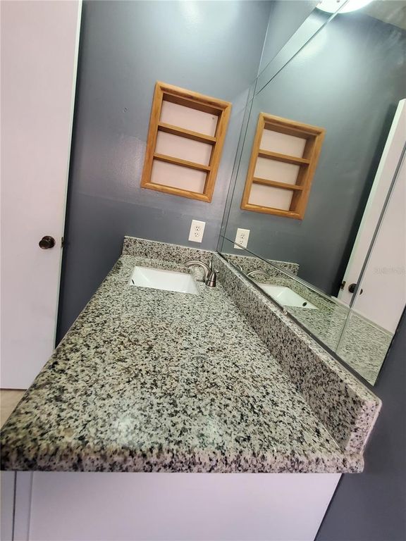 Image 26 of property listing at 5540 MINUTE MAN COURT, Orlando, FL 32821