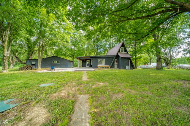 7042 E 1000 N, Pendleton, IN 46064