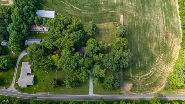 7042 E 1000 N, Pendleton, IN 46064