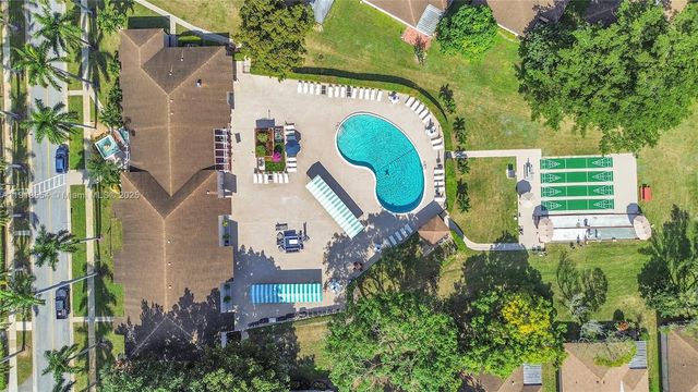 14664 Bonaire Blvd, Delray Beach, FL 33446