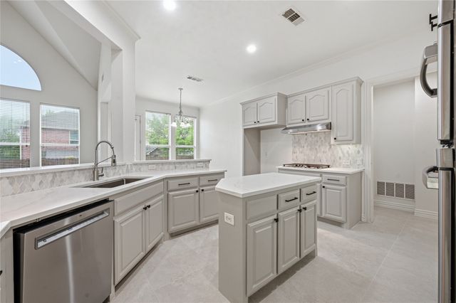 2908 Eastbourne Lane, Flower Mound, TX 75022