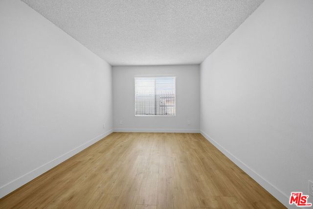 1352 S Carmelina Avenue 309, Los Angeles, CA 90025