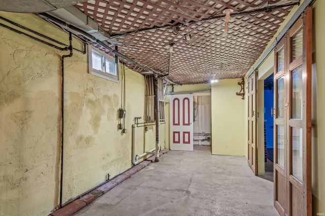 4533 E Lafayette Esplanade Avenue, Fort Wayne, IN 46806