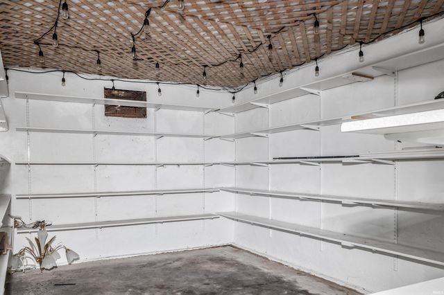 4533 E Lafayette Esplanade Avenue, Fort Wayne, IN 46806