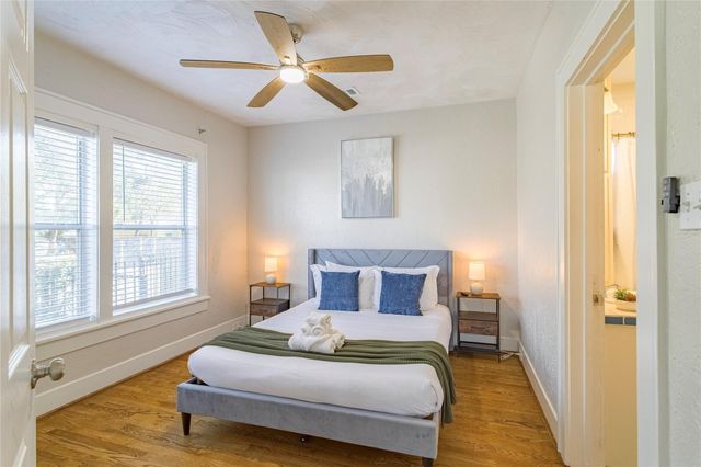 222 Moody Street, Houston, TX 77009