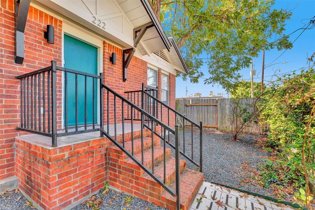 222 Moody Street, Houston, TX 77009