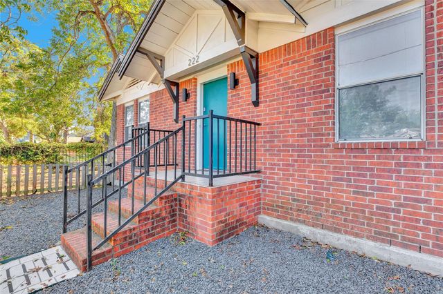 222 Moody Street, Houston, TX 77009