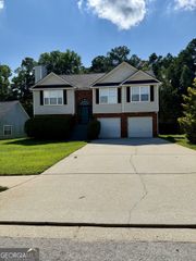 146 Vinings Drive, Mcdonough, GA 30253