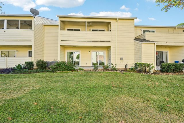 14515 Wunderlich Drive 607, Houston, TX 77069