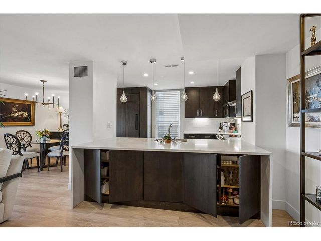 460 S Marion Pkwy B-1053, Denver, CO 80209