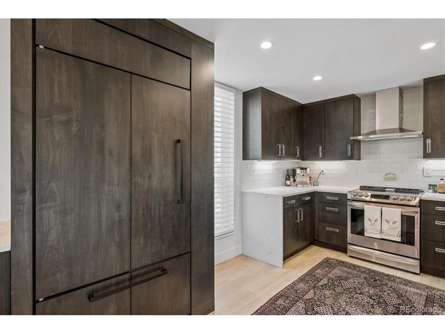 460 S Marion Pkwy B-1053, Denver, CO 80209