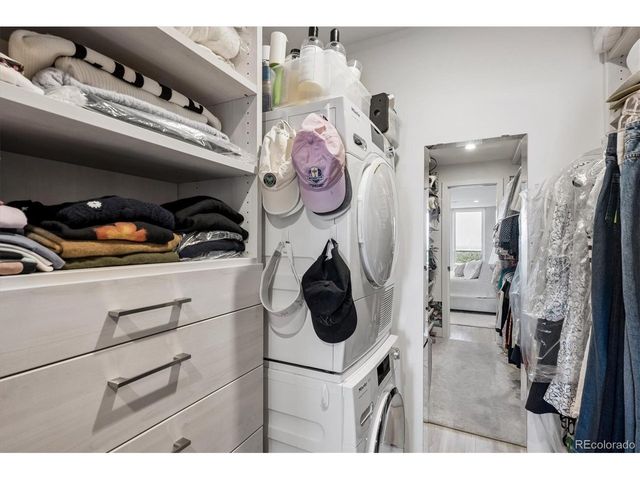 460 S Marion Pkwy B-1053, Denver, CO 80209