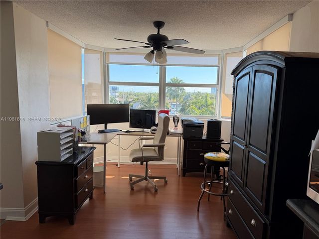 16546 NE 26th Avenue 6H, North Miami Beach, FL 33160
