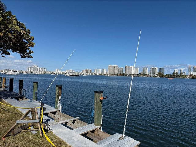 16546 NE 26th Avenue 6H, North Miami Beach, FL 33160