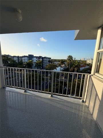 16546 NE 26th Avenue 6H, North Miami Beach, FL 33160