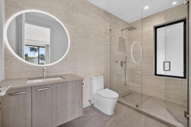 1225 NE 4th Street, Fort Lauderdale, FL 33301