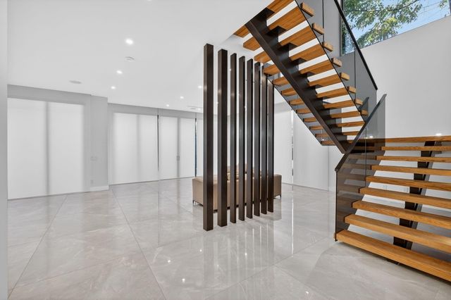 1225 NE 4th Street, Fort Lauderdale, FL 33301