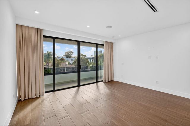 1225 NE 4th Street, Fort Lauderdale, FL 33301