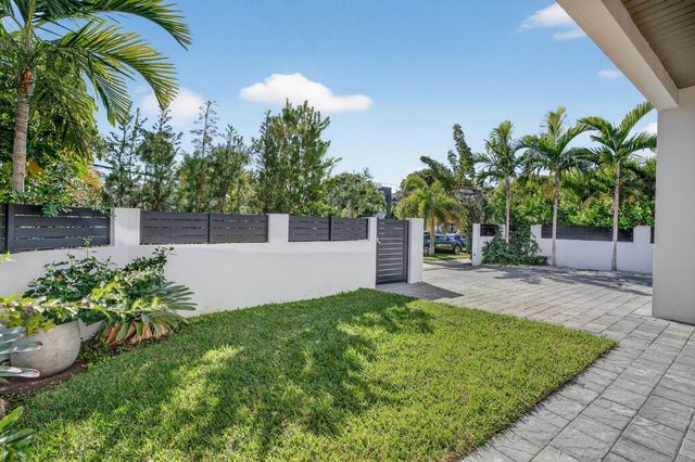 1225 NE 4th Street, Fort Lauderdale, FL 33301