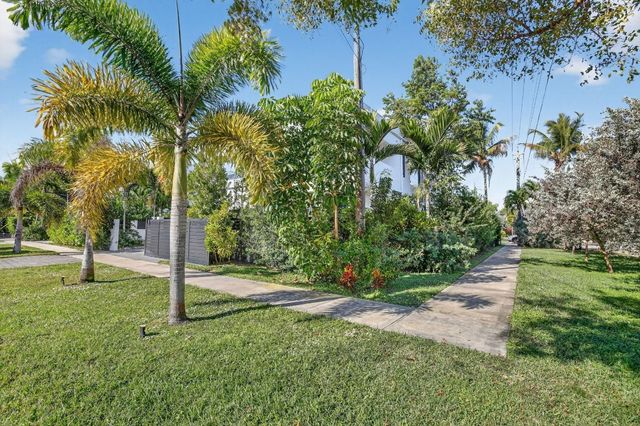 1225 NE 4th Street, Fort Lauderdale, FL 33301