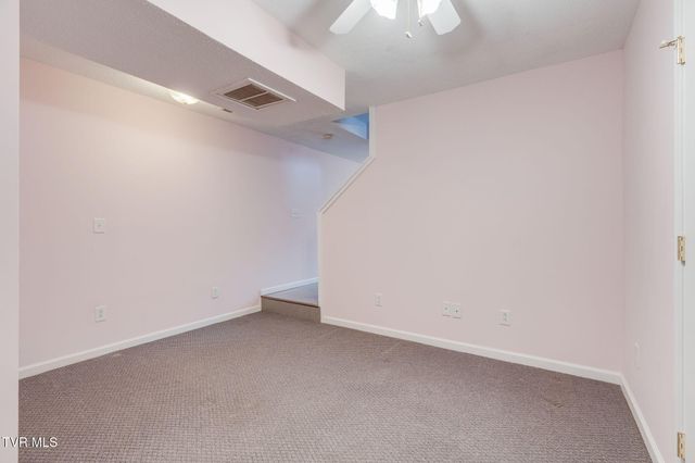 12 Spring Knoll Court, Johnson City, TN 37601