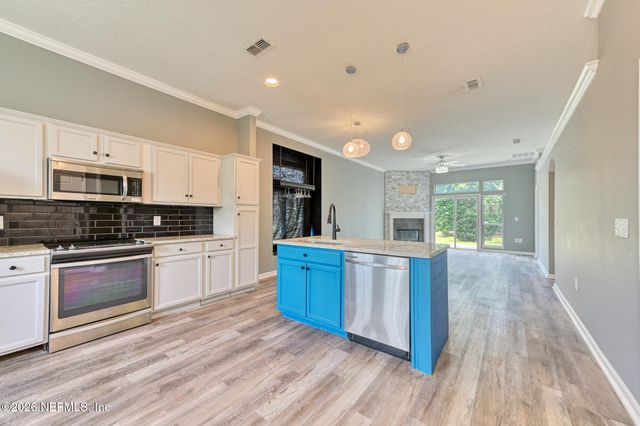 6304 MORSE OAKS Circle, Jacksonville, FL 32244