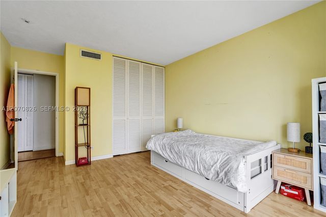 2451 Brickell Ave 8E, Miami, FL 33129