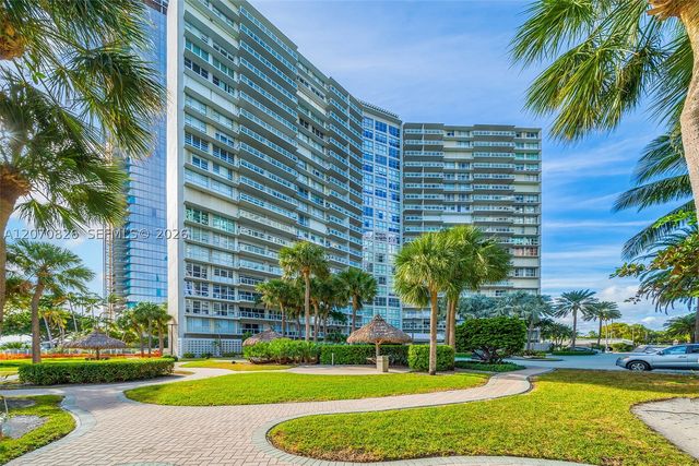 2451 Brickell Ave 8E, Miami, FL 33129