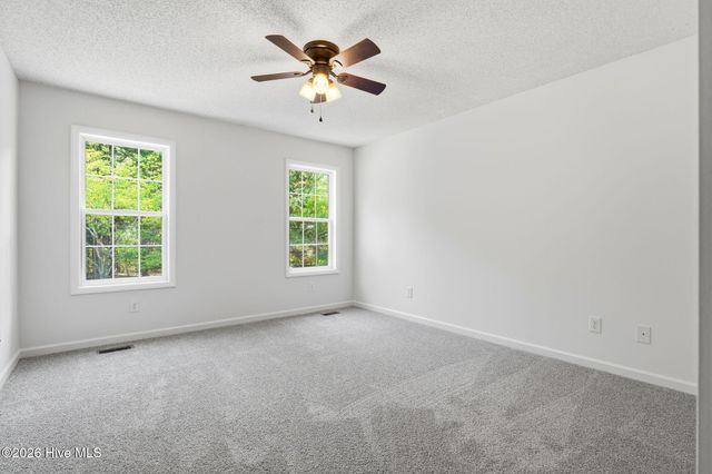 11 Fur Court W, Pinehurst, NC 28374