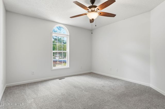 11 Fur Court W, Pinehurst, NC 28374