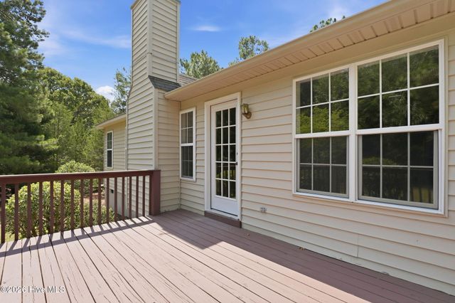 11 Fur Court W, Pinehurst, NC 28374