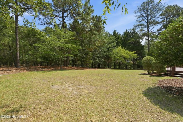 11 Fur Court W, Pinehurst, NC 28374