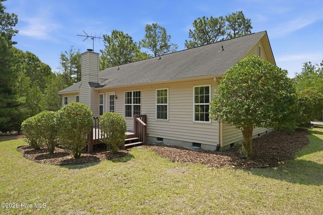 11 Fur Court W, Pinehurst, NC 28374