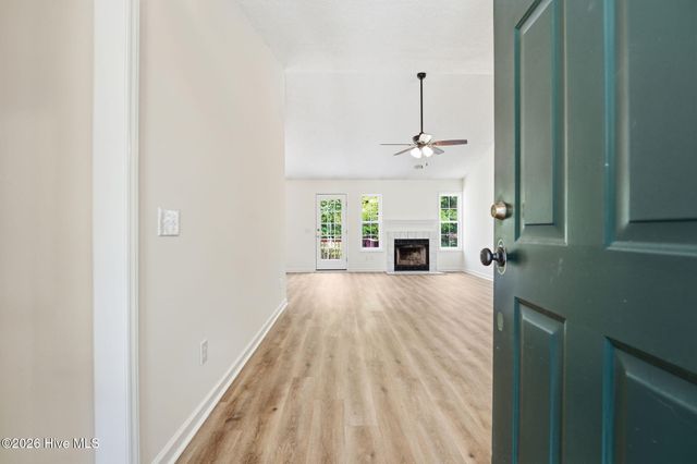 11 Fur Court W, Pinehurst, NC 28374