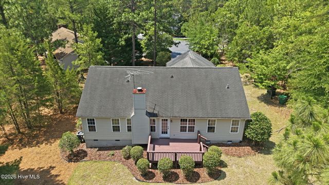 11 Fur Court W, Pinehurst, NC 28374